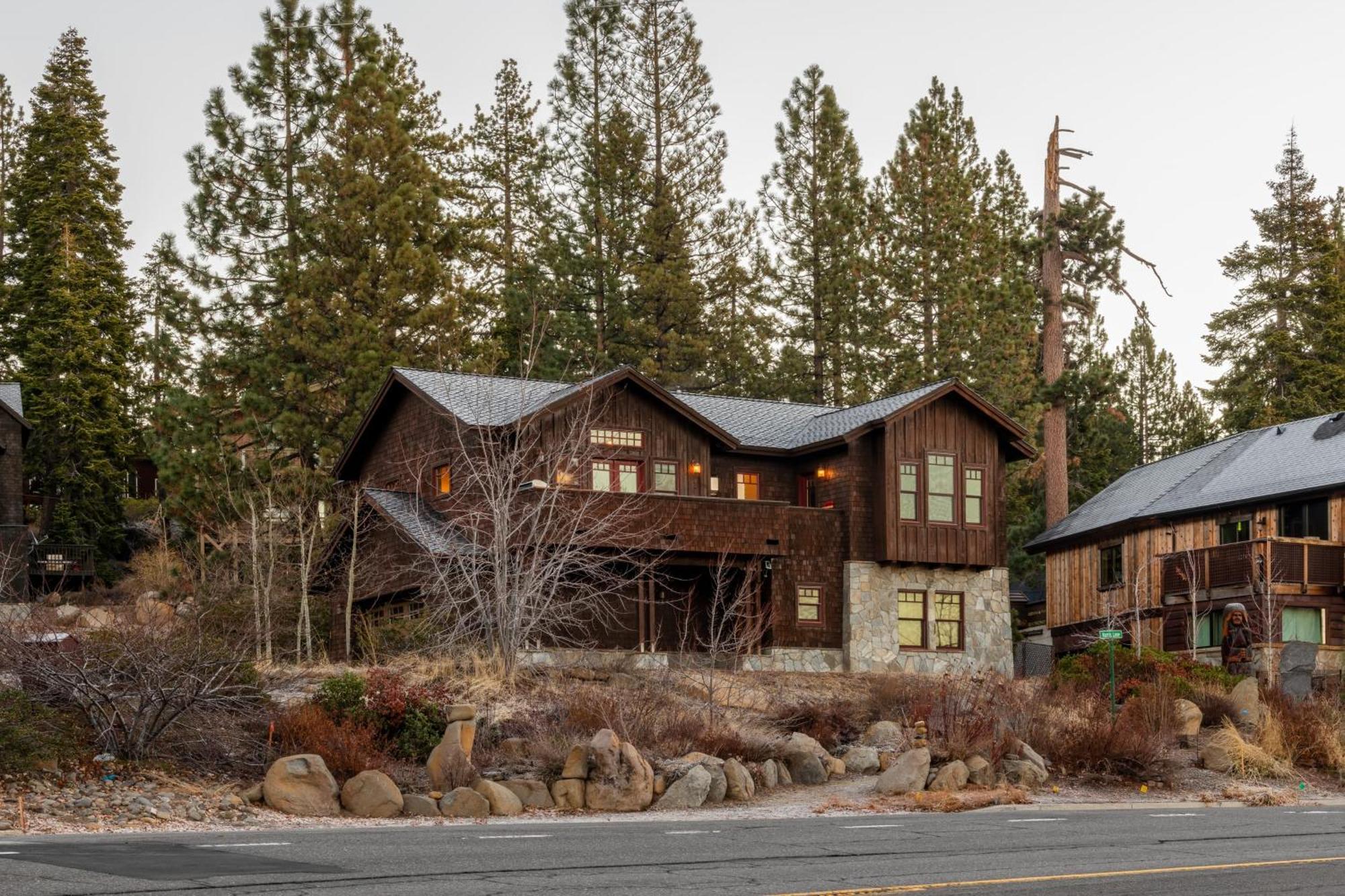 Atkinson By Avantstay Lake Front Home W Stunning Views In Tahoe Vista Exterior foto